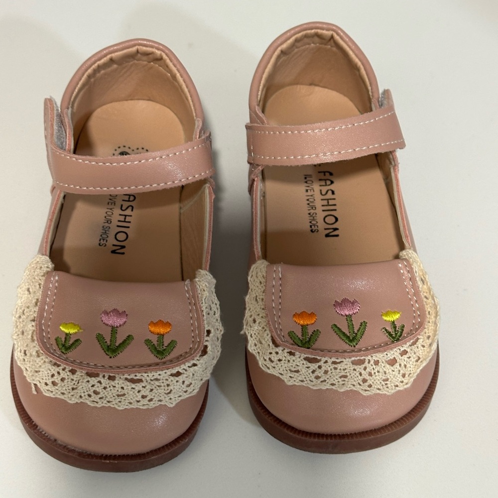 Girls' Shoes Floral Lace Embroidered Low Cut Princess Shoes Flat Size EU 26 US 9 - Picture 2 of 7